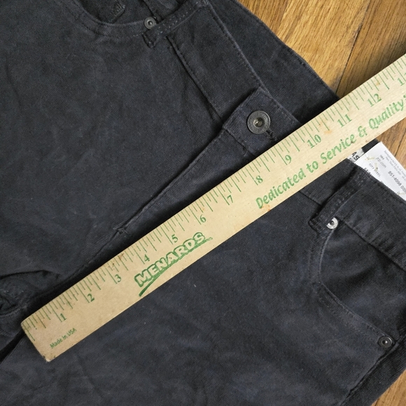 Liz Claiborne City Steel Grey Classic Fit Skinny Corduroy Pants Womens 10S Short - Picture 8 of 9